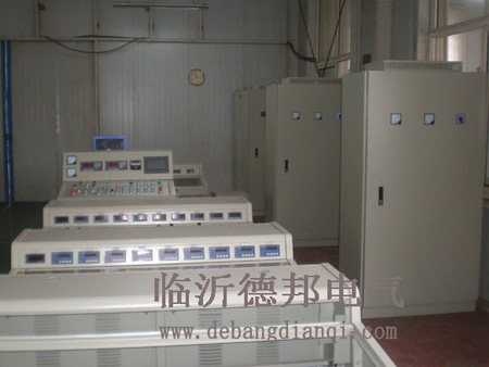 PLC、觸摸屏控制系統(tǒng)212